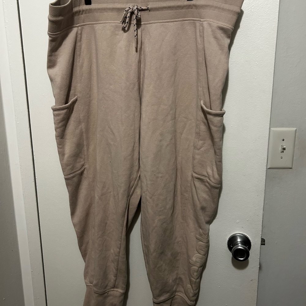 Pink Jogger Reebok Sweatpants with Pockets